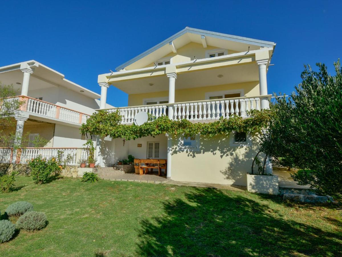 Holiday Home Ana By Interhome Maslenica Bagian luar foto