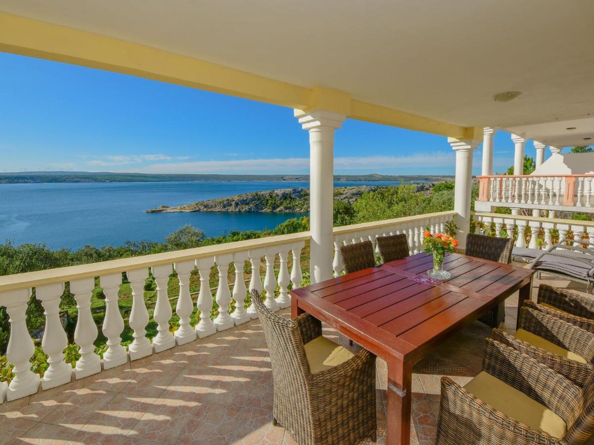 Holiday Home Ana By Interhome Maslenica Bagian luar foto