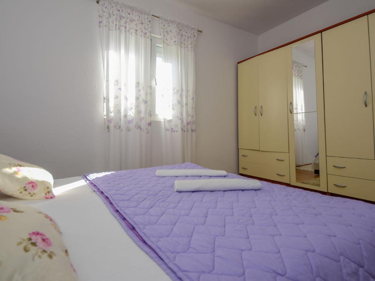 Holiday Home Ana By Interhome Maslenica Bagian luar foto